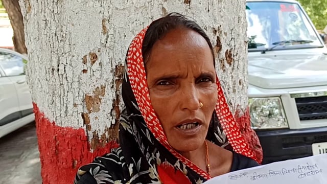 बभहन डीहा गांव निवासी महिला की जमीन पर दबंग कर रहे हैं कब्जा पुलिस पहुंची जिलाधिकारी कार्यालय शिकायत लेकर