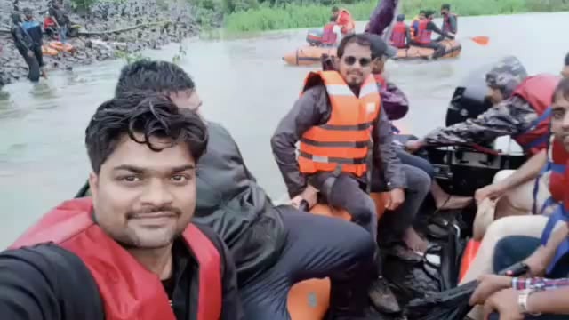 जिल्हाधिकारी यांच्या उपस्थितीत बनशेळकी धरणात शोध सुटका व पूर प्रतिसाद याची आपत्ती व्यवस्थापनाकडून रंगीत तालीम