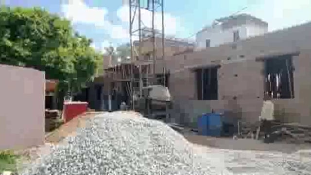 चुनार मिर्ज़ापुर: 30 बेड के कोविड वार्ड के निर्माण में हो रहा है घटिया सामग्री का इस्तेमाल