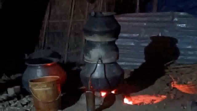 फलका के मध्य रहटा गाँव में 25 लीटर देसी शराब के साथ एक तस्कर धराया
 