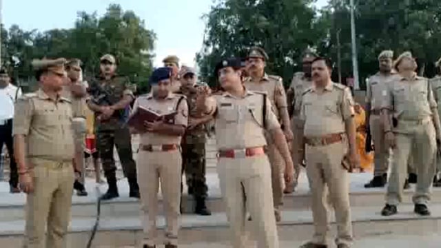 कावड़ यात्रा को लेकर पुलिस अधीक्षक ने विंध्याचल गंगा घाटों का किया निरीक्षण,कहा तैयारियां पूरी