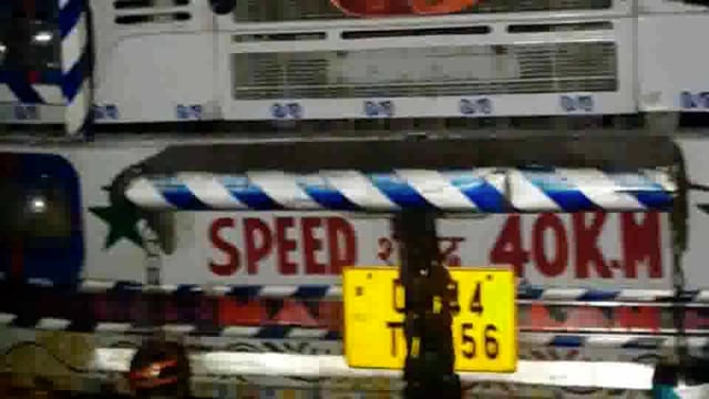 उदयपुर थाना प्रभारी एहसानुलहक ने क्रूरता पूर्वक गौतस्करी के लिए लदे ट्रक समेत दबोचा, गौ तस्कर अंधेरे में हुए फरार