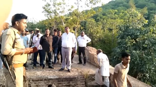 सालट किले का जिलाधिकारी ने किया निरीक्षण,दिये आवश्यक दिशा निर्देश