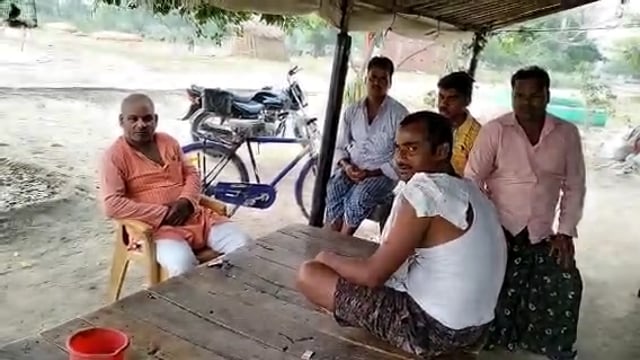 वजीरगंज हजरतपुर में भाजपा के मंडल अध्यक्ष ने लोगों से की मुलाकात समस्याओं पर चर्चा की 