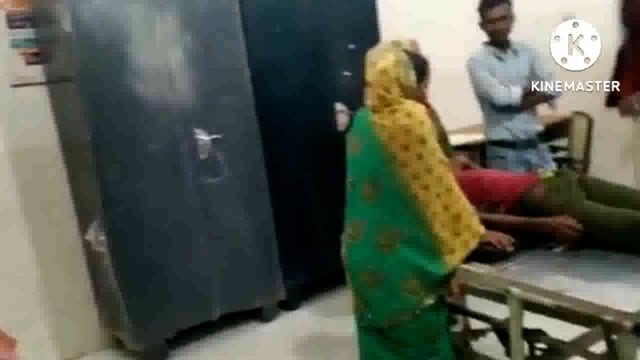 बाइक साइकिल की टक्कर में खगड़ा गांव के 3 लोग जख्मी प्राथमिक स्वास्थ्य केंद्र फुल्लीडुमर में हुआ इलाज