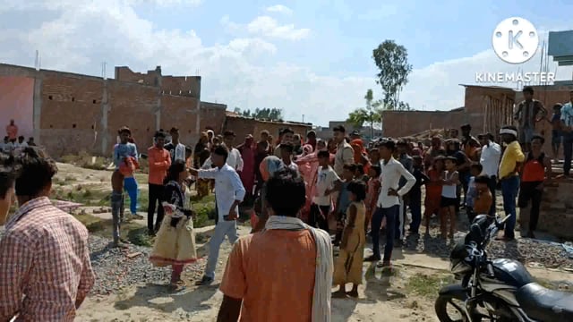 चायल:थाना सराय अकिल के मौलवीगंज के गोड़ा में संदिग्ध परिस्थिति में लगी आग जानवर जलकर हुए राख