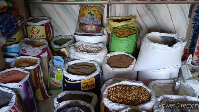 खाने पीने वाली चीजो पर लगाया गया जीएसटी मंहगाई बढ़ी