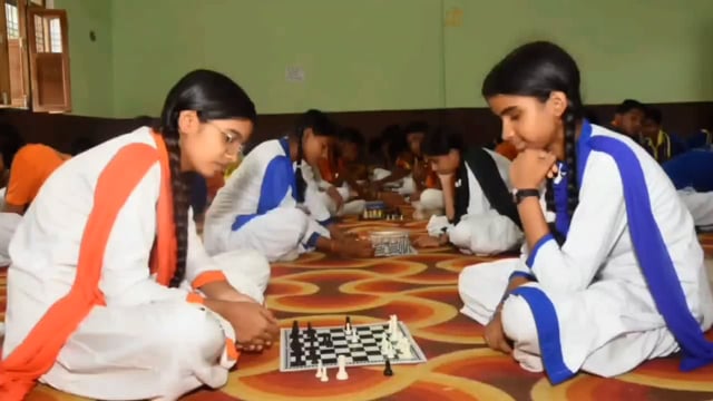 विश्व शतरंज दिवस पर आयोजित शतरंज प्रतियोगिता सीता ग्रुप आफ एजूकेशन इंगलिश मीडियम ब्रांच में सम्पन्न
