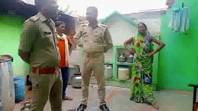 सुभाष नगर गरौठा में चोरों ने उड़ाए मकान से लाखों रुपए के जेवरात पीड़िता ने की पुलिस से शिकायत
