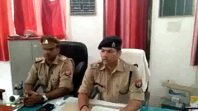 डीह थाना क्षेत्र में गला रेत कर हुई महिला की हत्या का पुलिस ने 24 घण्टे के अंदर किया खुलासा, आरोपियों को भेजा जेल।