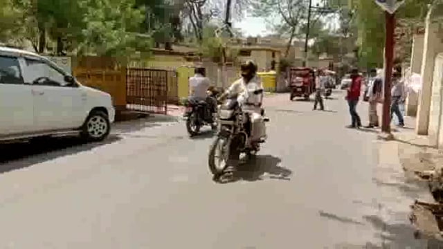 योगी सरकार में भ्रष्टाचार चरम सीमा पर मंत्रियों विधायकों तक के अधिकारी नहीं सुन रहे हैं