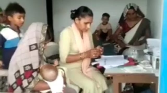 तरबगंज: स्वास्थ्य विभाग ने शिविर  लगाकर 0:से 5 वर्ष के बच्चों को लगाया टीका 