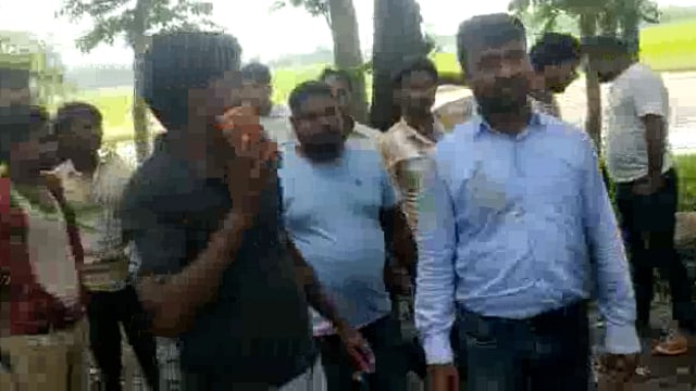 सिद्धार्थनगर जिले के धेंसा के पास प्रधानाचार्य को दबंगो ने पीटा 