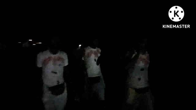 बिजली की आंख मिचौली से कांवरिया परेशान अंधेरे में चलने को विवश हैं डक कांवरिया