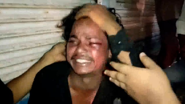 राहगीर से मोबाइल छीनकर भाग रहे युवक की हुई जमकर धुनाई