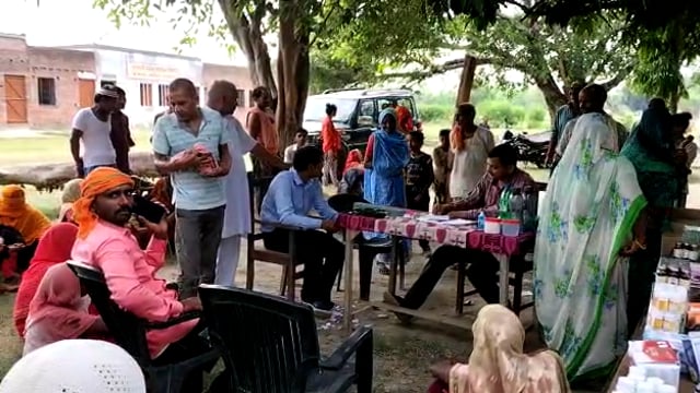 जनपद बहराइच के मटेरा कला में निशुल्क स्वास्थ्य शिविर का आयोजन