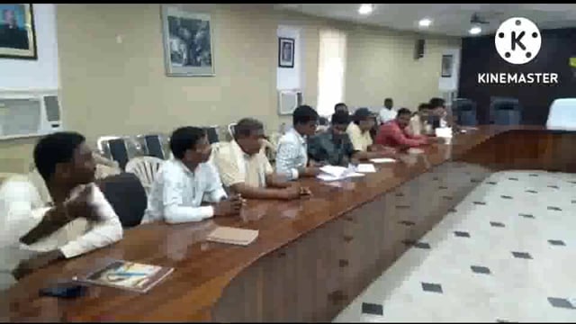 सरयू नदी की बाढ़ की स्थिति से निपटने के लिए तहसीलदार व राजस्व कर्मियों की पारिजात सभागार में हुई बैठक 