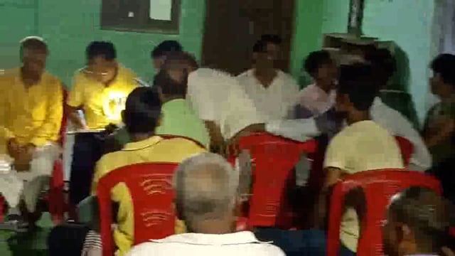 नानपारा नगर में मोहर्रम कमेटी के अध्यक्ष नसीम चौधरी के आवास पर आवश्यक बैठक सकुशल संपन्न हुई रियासत नानपारा की एक मीटिंग