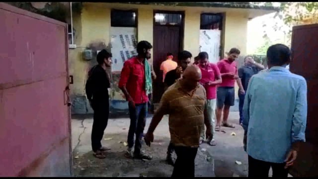 जहानाबाद के हुलासगंज सड़क मार्ग के नौशाहरा चक पुल के समीप सड़क दुर्घटना में एक वयक्ति की हुई मौत।