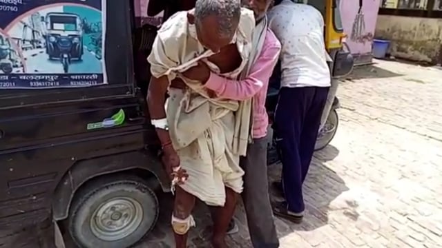 जनपदबहराइच खैरी घाट होली पुरवा गांव खेत में गाय चली जाने से हुआ विवाद विपक्षी ने लाठी-डंडे से बुजुर्गों को लहूलुहान किया