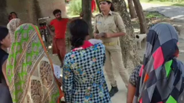 वजीरगंज उपनिरीक्षक के नेतृत्व में पुलिस ने मिशनशक्ति अभियान केतहत जागरूकता अभियान चलाया 