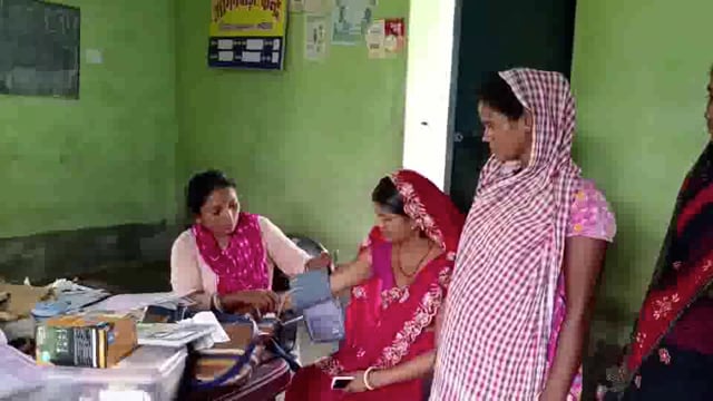 आंगनबाड़ी केंद्र संख्या 97 महमदिया में नियमित टीकाकरण शिविर का हुआ आयोजन,0 से 5 वर्ष तक के 10 बच्चे को दिया गया टीका