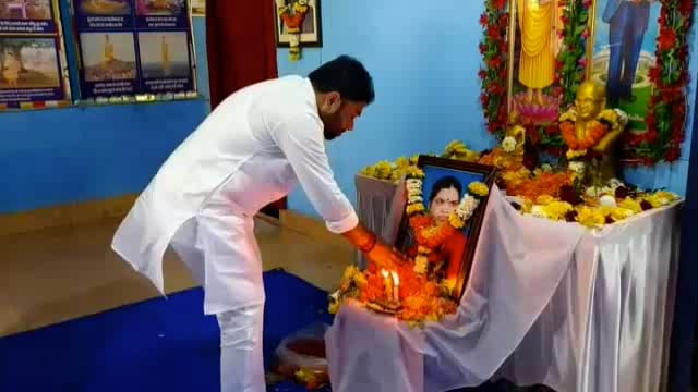 माजी आमदार सुधाकर भालेराव यांनी सेवानिवृत्त न्यायधिस वाघमारे यांच्या कुटुंबियांचे केले सांत्वन