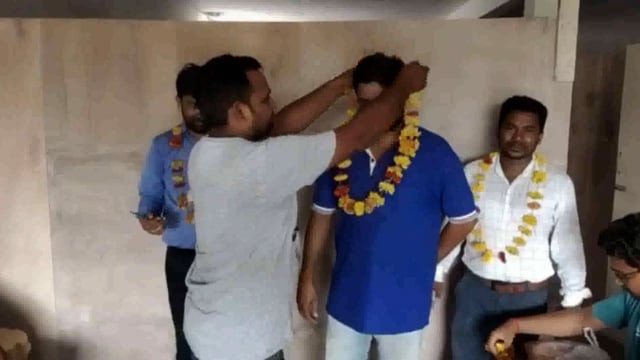 उत्तर प्रदेश उद्योग व्यापार मंडल ने कंप्यूटर एसोसिएशन का किया गठन डलमऊ कस्बे के अंतर्गत स्काईवेब कंप्यूटर कंप्यूटर एसोसि