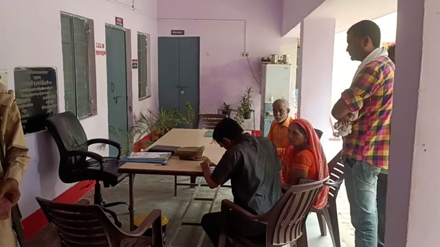 मार्ट थाना क्षेत्र की एक महिला से तमंचे के बल पर छुड़ाकर ले गया गहने एक व्यक्ति