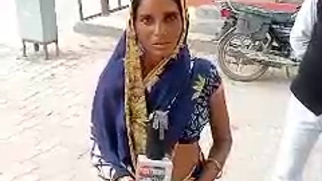 वजीरगंज थाना क्षेत्र की रहने वाली एक महिला ने अपने ही गांव के एक व्यक्ति पर मारपीट करने छेड़छाड़ का लगाया आरोप