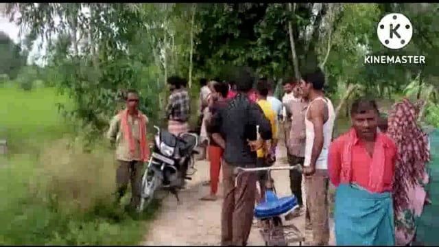 करोरा गांव में आम के पेड़ से 35 वर्षीय युवक का लटकता मिला शव पुलिस जांच में जुटी 