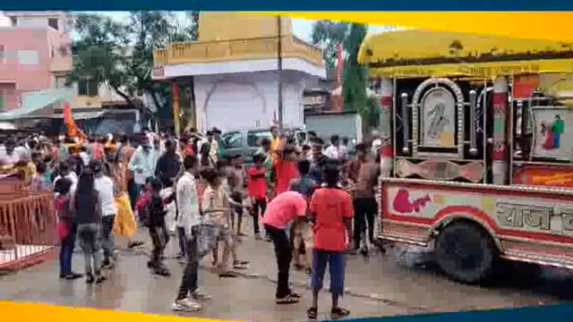 माकड़ोन नगर के बाबा योगेश्वर नाथ मंदिर से श्रावण मास की दूसरी सवारी नगर भ्रमण पर निकली  जगह-जगह भव्य स्वागत हुआ