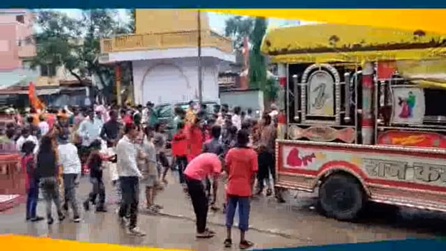 माकड़ोन नगर के बाबा योगेश्वर नाथ मंदिर से श्रावण मास की दूसरी सवारी नगर भ्रमण पर निकली  जगह-जगह भव्य स्वागत हुआ