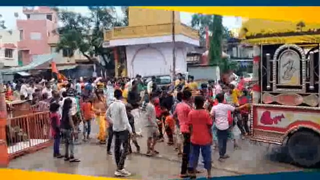 माकड़ोन नगर के बाबा योगेश्वर नाथ मंदिर से श्रावण मास की दूसरी सवारी नगर भ्रमण पर निकली  जगह-जगह भव्य स्वागत हुआ