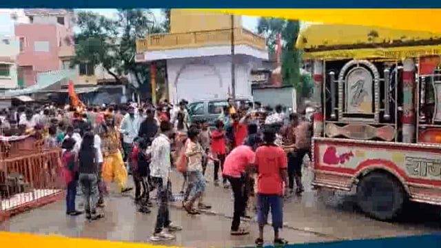 माकड़ोन नगर के बाबा योगेश्वर नाथ मंदिर से श्रावण मास की दूसरी सवारी नगर भ्रमण पर निकली  जगह-जगह भव्य स्वागत हुआ