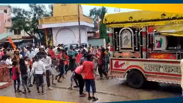 माकड़ोन नगर के बाबा योगेश्वर नाथ मंदिर से श्रावण मास की दूसरी सवारी नगर भ्रमण पर निकली  जगह-जगह भव्य स्वागत हुआ