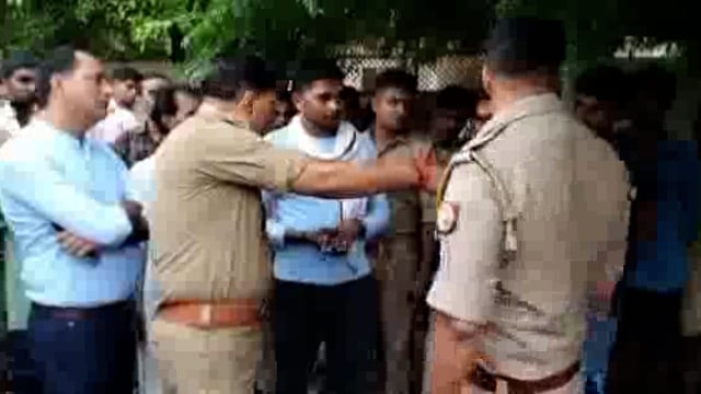 चुनार मिर्ज़ापुर: भंडारी देवी का उठेगा डोला प्रशासन में बेलखरा गांव में अतिक्रमण हटवाया