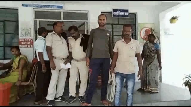 पोठिया गोली कांड का एक आरोपी को पोठिया पुलिस ने गिरफ्तार कर भेजा जेल 


