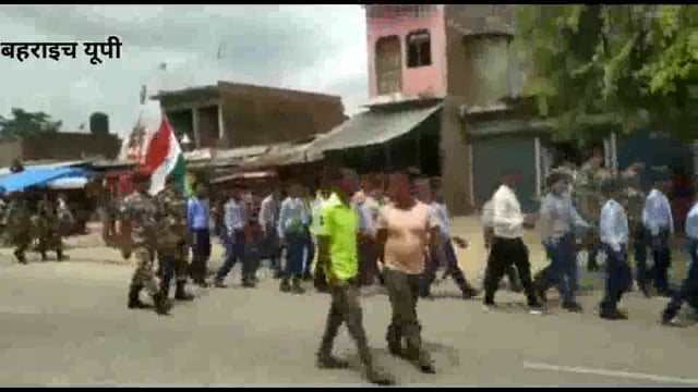 नानपारा बहराइच सीमावर्ती जनपद के नानपारा गया पर स्थित स्टोरी बटालियन एसएसबी के द्वारा आज के दिन 1999 को हुए कारगिल युद्ध