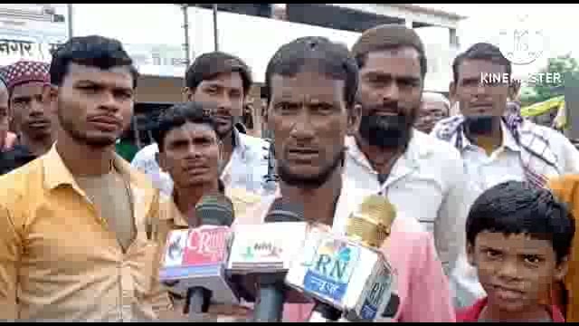 अकोट ग्रामीण मुहाळा ZP स्कूल  के निर्माण में घटिया सामग्री 
 इस्तेमाल का  ग्रामीणों का आरोप: प्रशासन द्वारा  दबाव डालने का भी आरोप