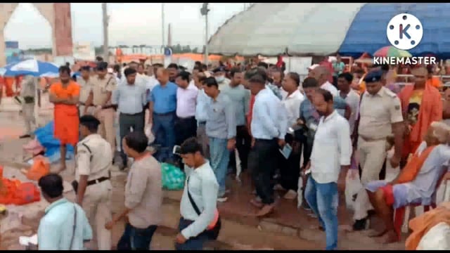 पर्यटन विभाग के प्रधान सचिव संतोष कुमार मल्ल श्रावणी मेला के 14 वें दिन अजगैविनाथ धाम पहुंचे