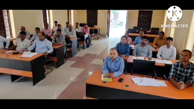 उप विकास आयुक्त बांका द्वारा फुलिडूमर में मनरेगा योजना तथा आवास योजना की समीक्षा किया