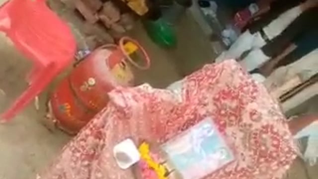 तरबगंज :घाचा बीकापुर में विशाल भंडारे का हुआ आयोजन