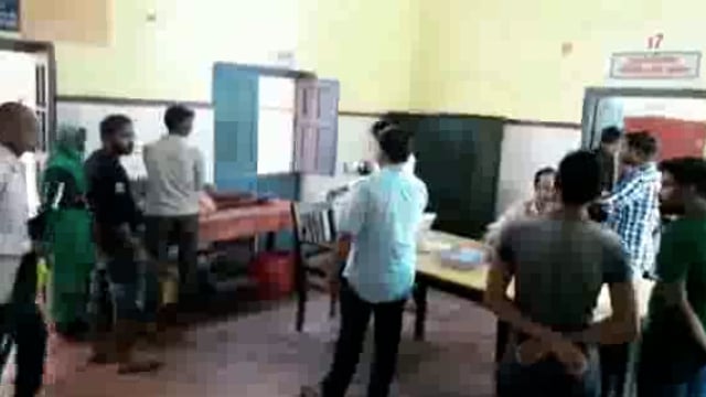 लालगंज कोतवाली क्षेत्र में खेतों की जुताई करते समय अचानक खंभों में बिजली का करंट उतरने से एक बुजुर्ग गंभीर रूप से झुलसा।