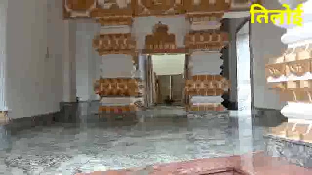 *अमेठी,जायस*

*जहां सरकार स्वच्छता अभियान चला रही है वहीं पर नगर पालिका परिषद जायस के कर्मचारी सरकार की मंशा पर लगा रहे 