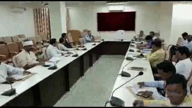 चुनाव आयोग की मंशा अब जल्द ही वोटर कार्ड से जोड़ा जाएगा आधार #votercard #NIRVAACHANAYOG #UP