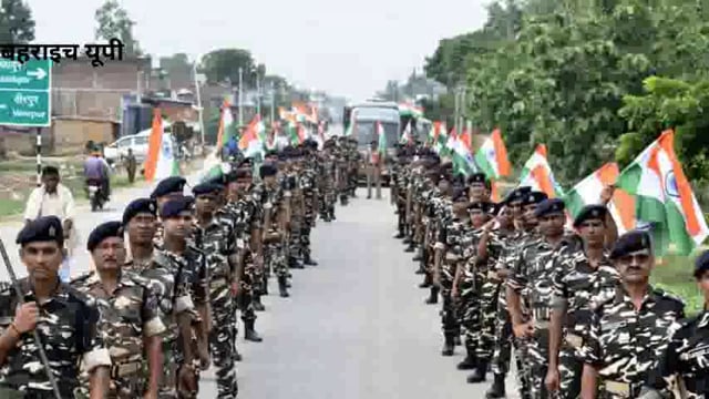 बहराइच यूपी नानपारा विधानसभा क्षेत्र 42वी सशस्त्र सीमा बल,31 जुलाई 2022*बाबागंज में शान से लहराया तिरंगा*एसएसबी ने निकल 