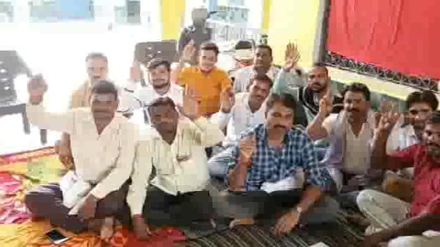 गरौठा कस्बे में ग्रामीण पत्रकार एसोसिएशन के विशाल कार्यक्रम को लेकर कस्बा के पत्रकारों में हुई बैठक सम्पन्न