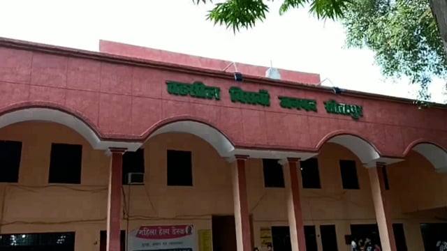 बाल विकास परियोजना अधिकारी द्वारा पत्रकार से की गयी अभद्रता व धमकी देने से आहत पत्रकारों ने बिसवां एसडीएम को दिया ज्ञापन