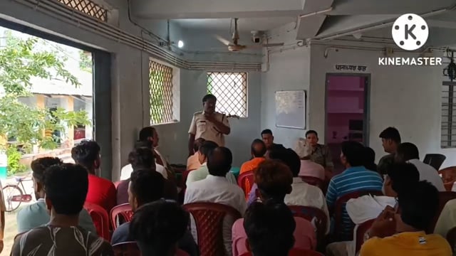 मोहर्रम पर्व मनाने को लेकर हवेली खड़गपुर थाना परिषद में शांति समिति सदस्यों की बैठक आयोजित की गई